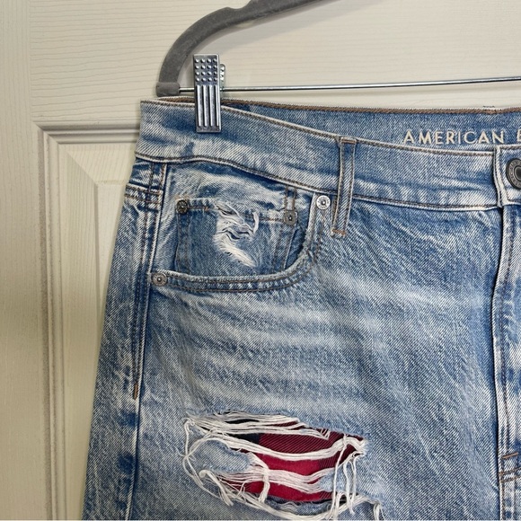 NWT American Eagle Highest Rise 90's Boyfriend Distressed Blue Jeans Plus Sz 16 - Picture 4 of 7